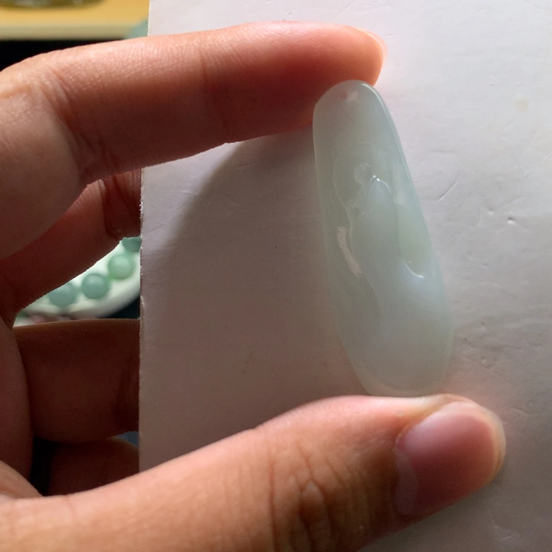 翡翠未镶嵌颈饰0000