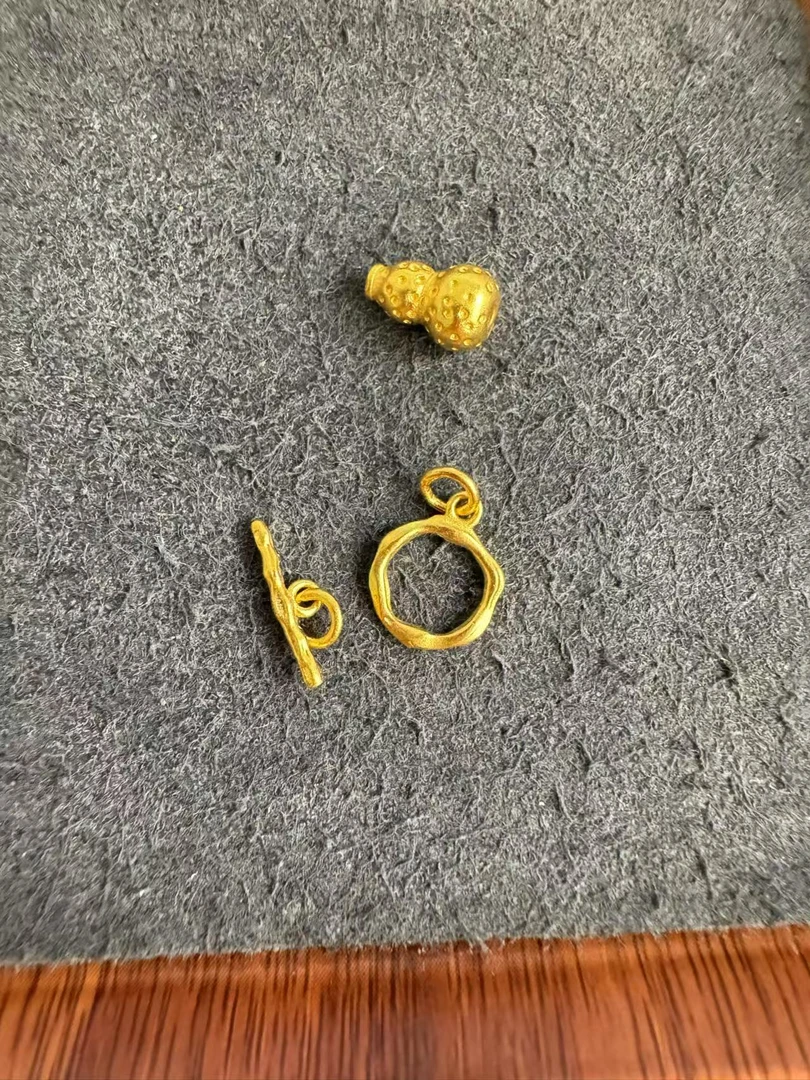 足金999 锤纹葫芦OT扣头