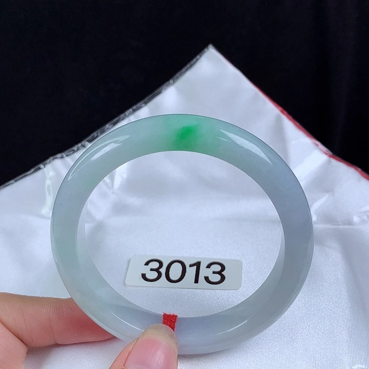 翡翠未镶嵌手镯55圈