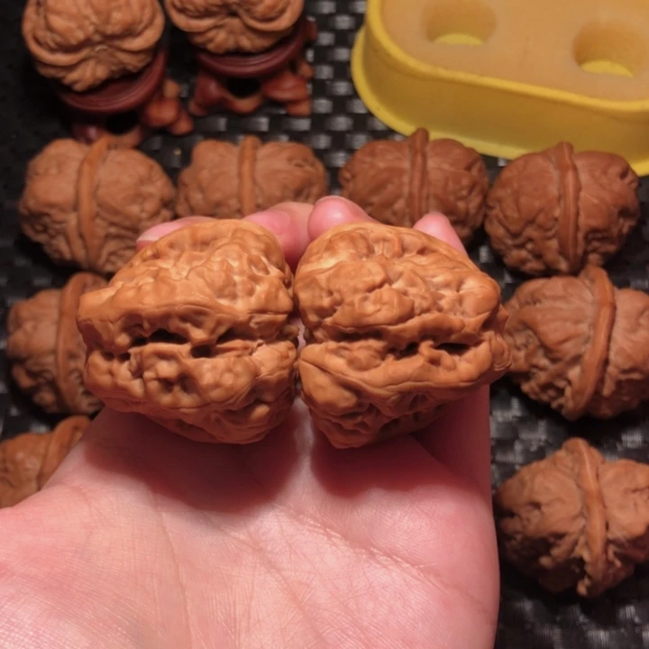 7***9文玩核桃把件蛙王