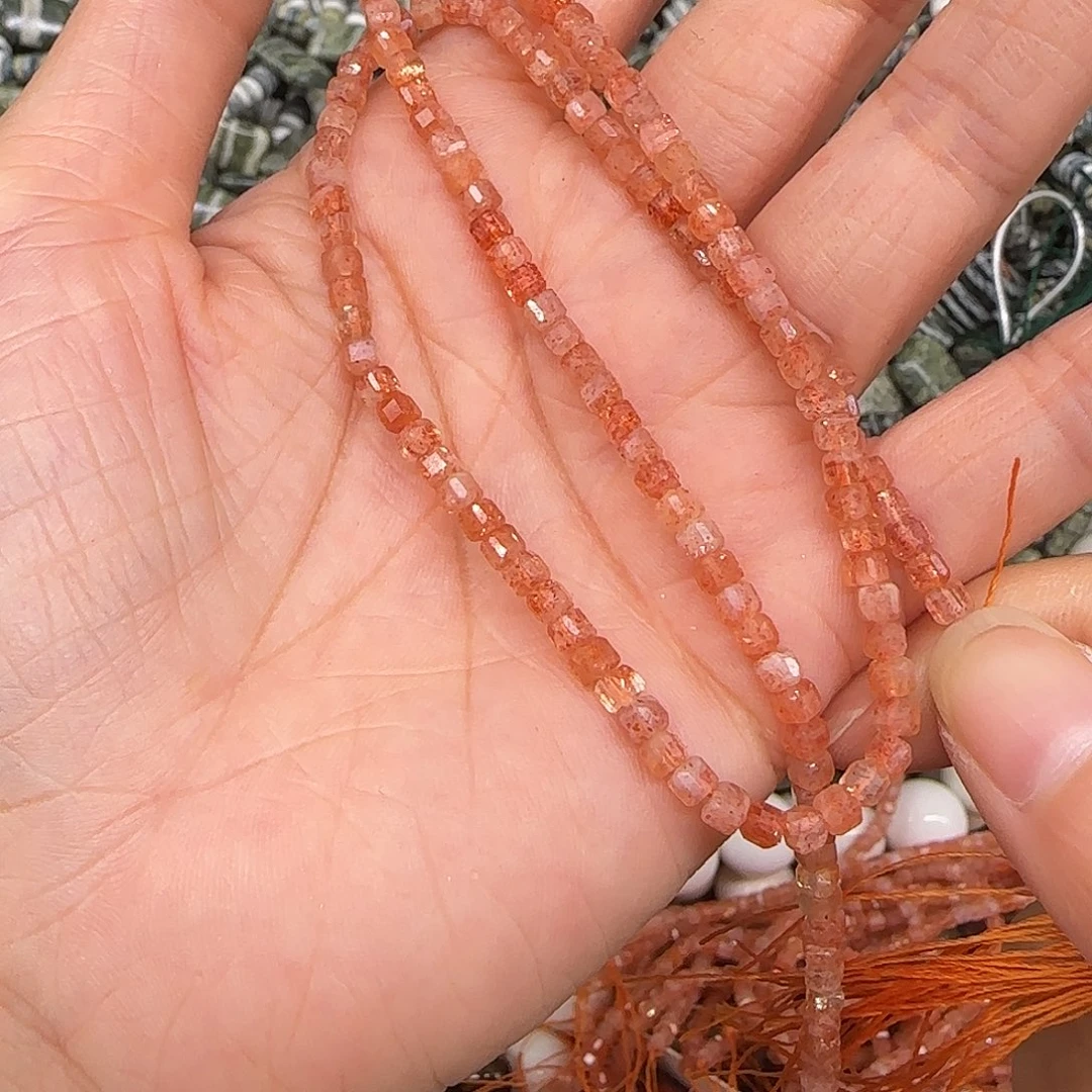 玛瑙/玉髓合金珠宝半成品金太阳2mm方糖一条