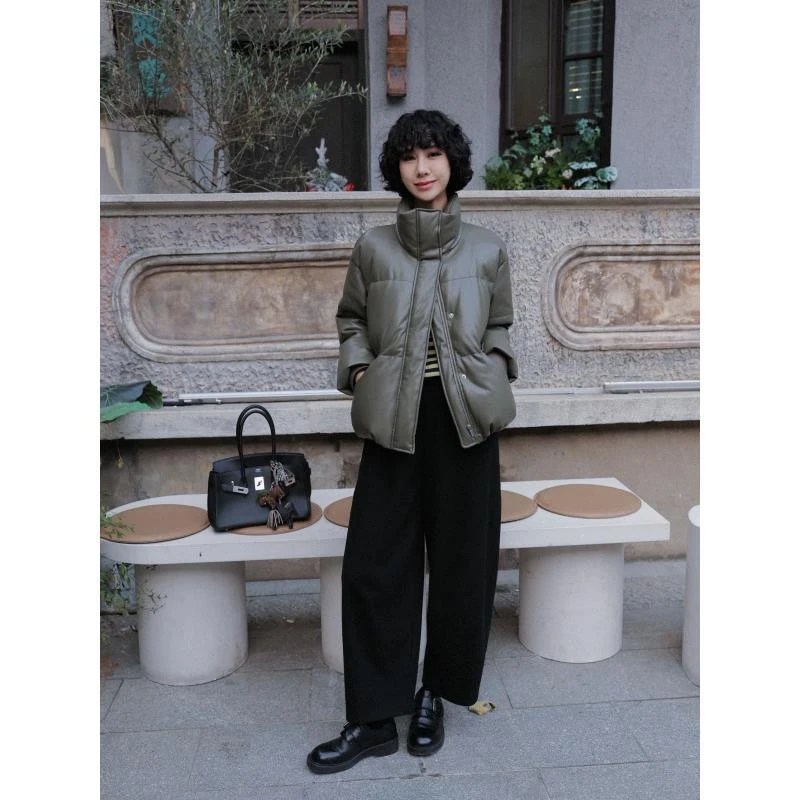 TT设计师【雪松琥珀】复古风时尚蛋白皮白鹅绒羽绒服TT191639