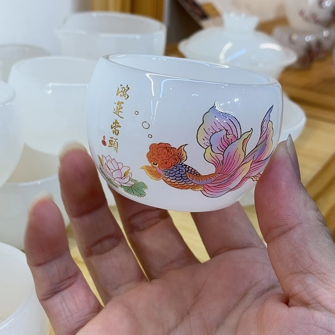 手工艺品琉璃白鱼客杯