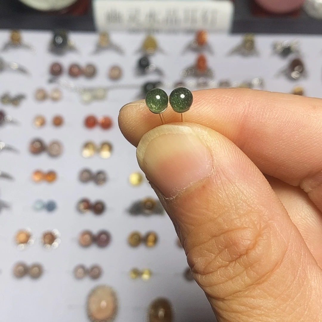 水晶耳钉银S925镶嵌唐***?绿幽灵水晶耳钉4.8mm