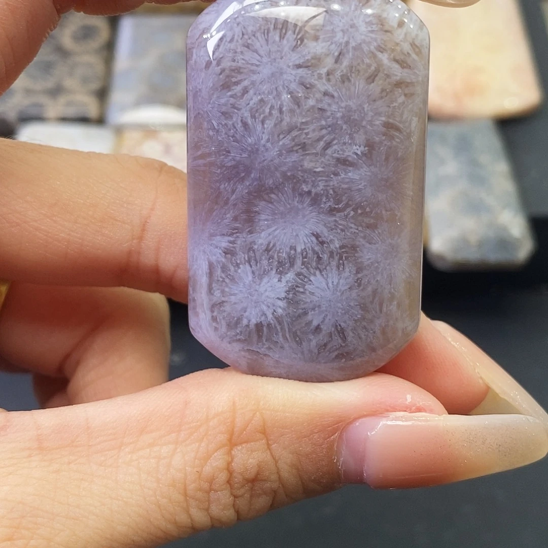 硅化玉颈饰合金b**b吊坠