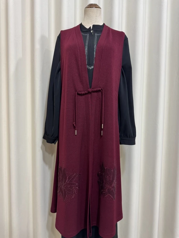 时尚四朵花冰麻马甲