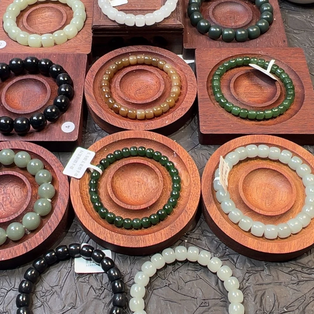 和田玉未镶嵌手链