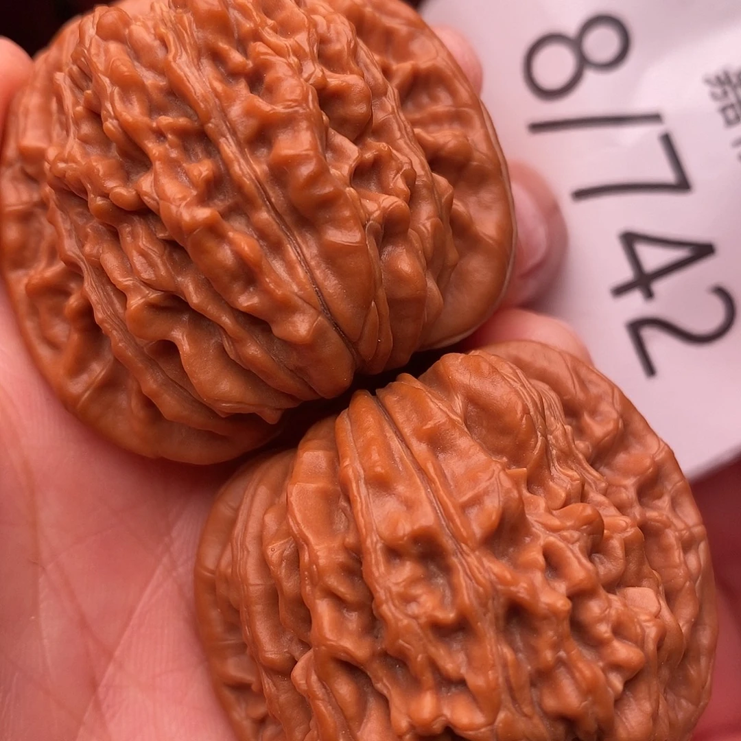 文玩核桃把件42.8汉高楼