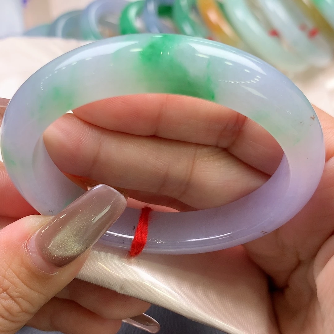 翡翠未镶嵌手镯52.2贵妃