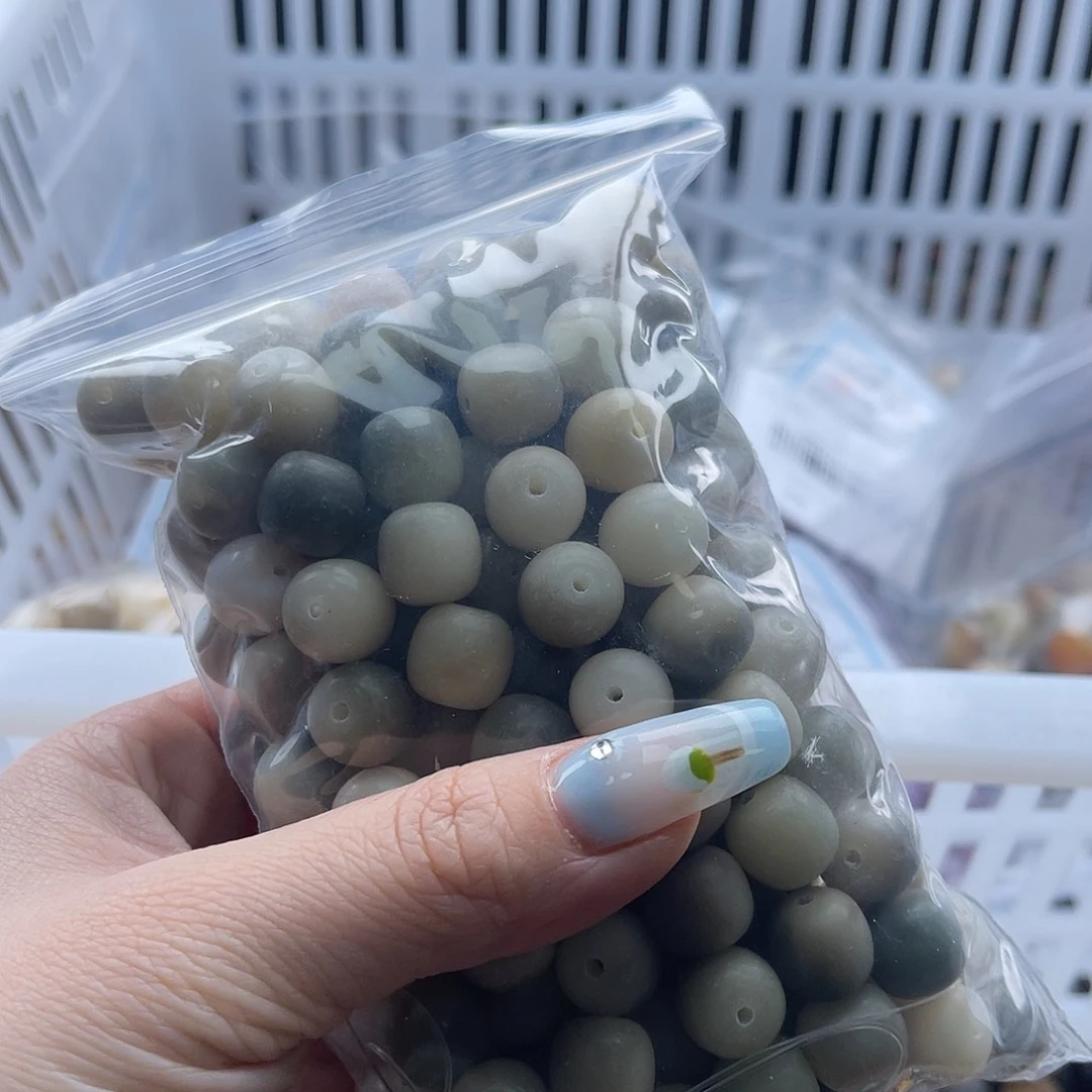 白玉菩提吊坠z微瑕锅底11mm/150颗