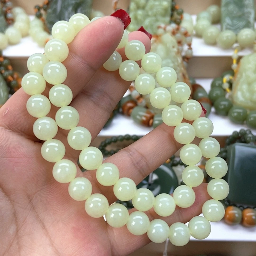 透闪石质玉手串未镶嵌