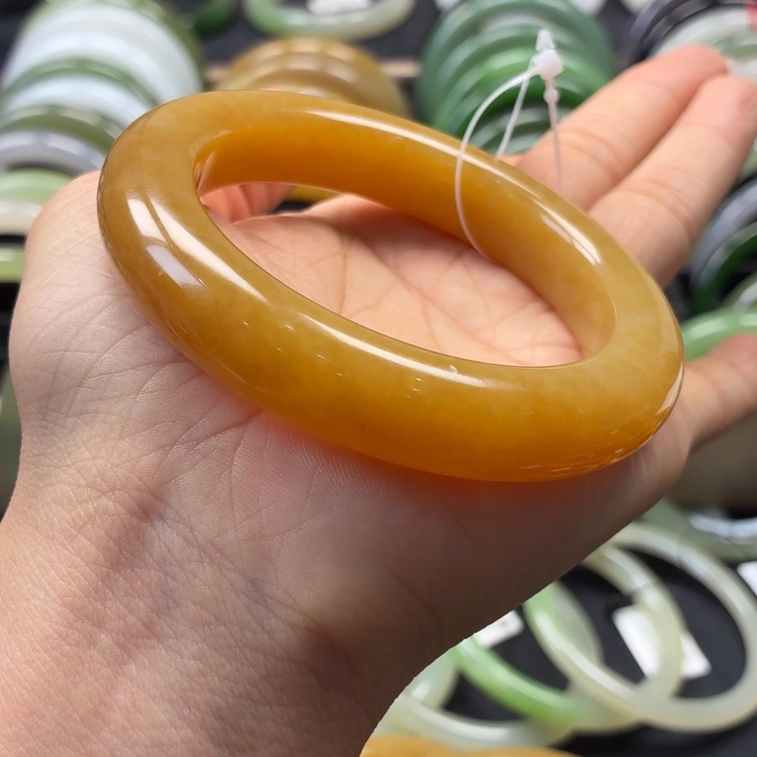 和田玉未镶嵌手镯糖44