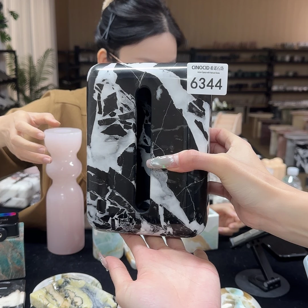 石材哥****6344   宝黑面包款纸巾盒