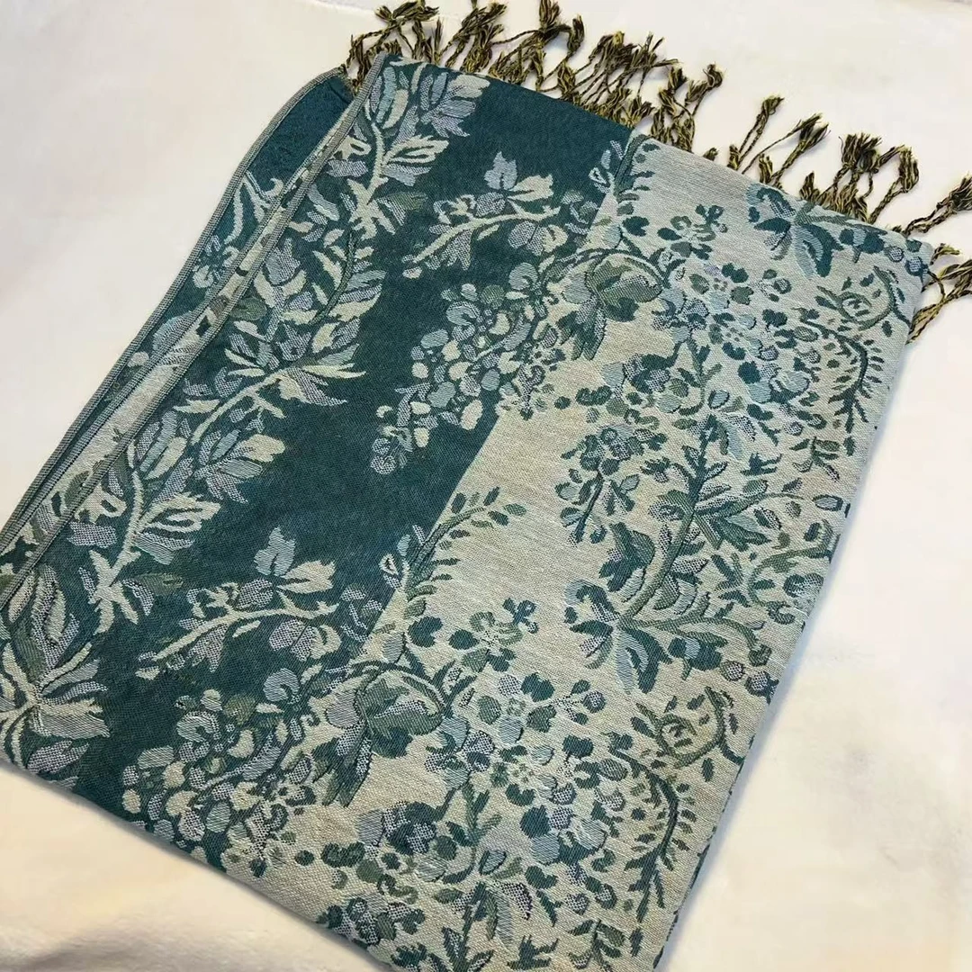 时尚百搭围巾B717