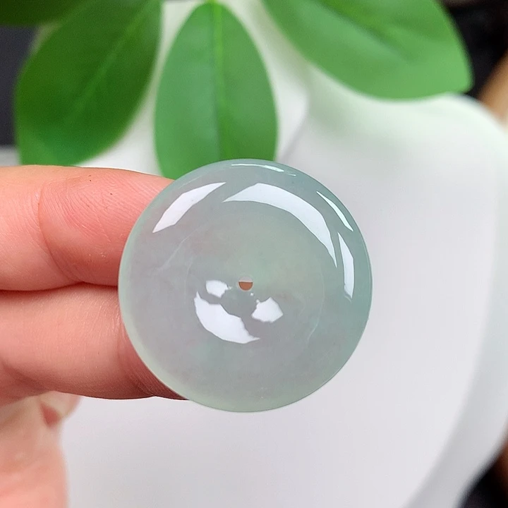 翡翠未镶嵌颈饰平安扣 25.3x5.7mm