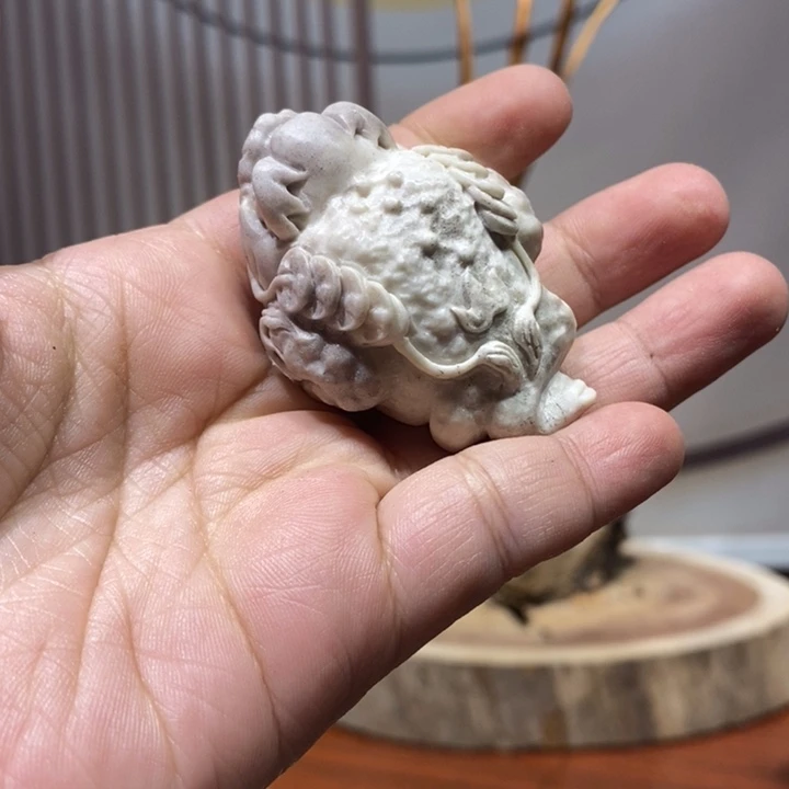 总***眠香榧木金蟾三足