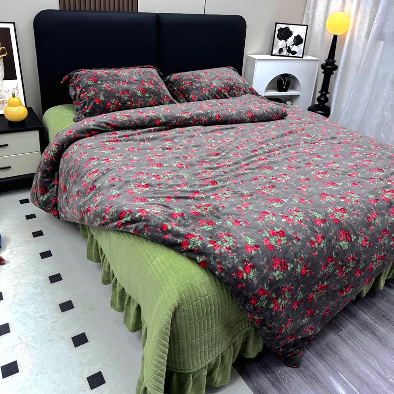 高级感秋冬新款牛奶绒床盖款四件套加厚保暖双面绒被套免打理防滑