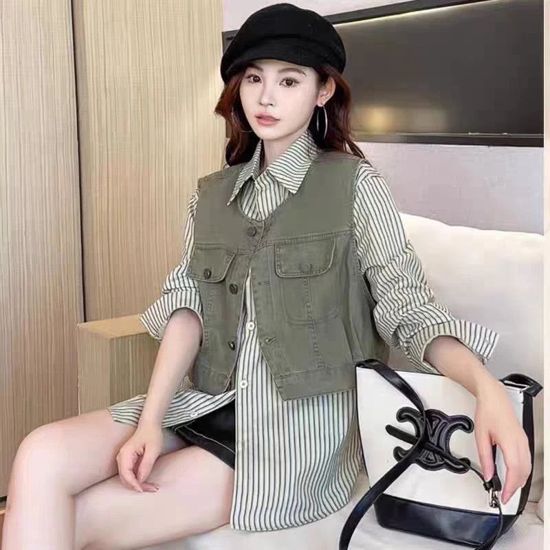 6130#时尚百搭洋气减龄牛仔马甲背心条纹衬衫两件套女套装（约66）