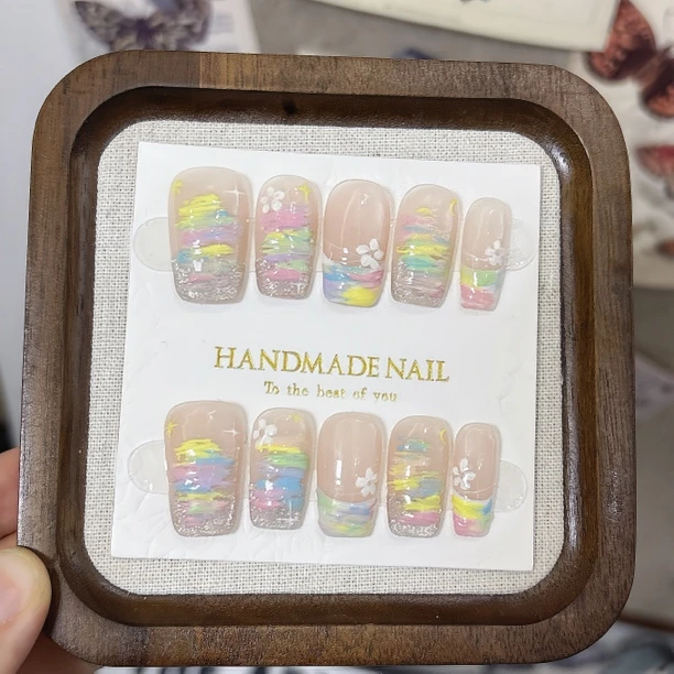 纯手工【霓虹】手绘多巴胺马卡龙可爱通勤浮雕设计感春天穿戴甲