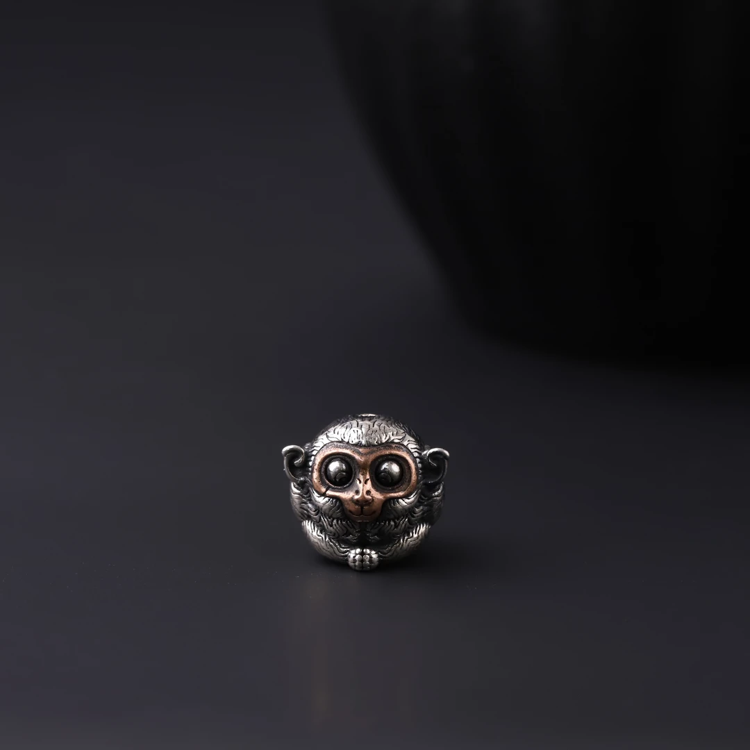 925银银制品 S9717 银雕刻小猴配饰