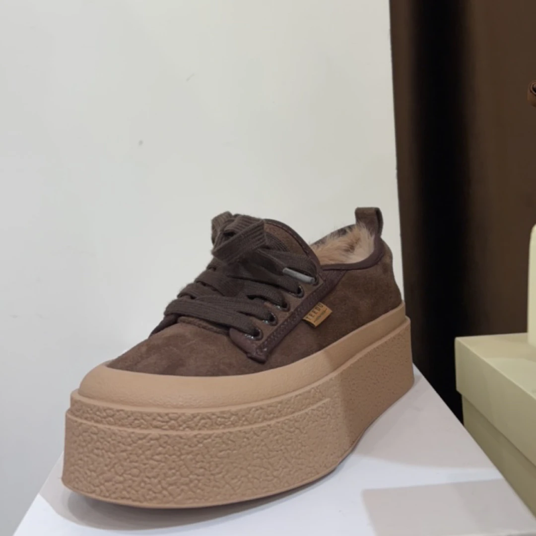 5-827-01鞋子 多金女装直播间