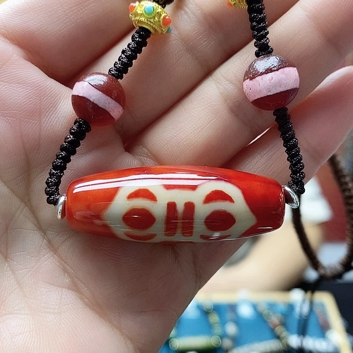 玛瑙/玉髓颈饰合金