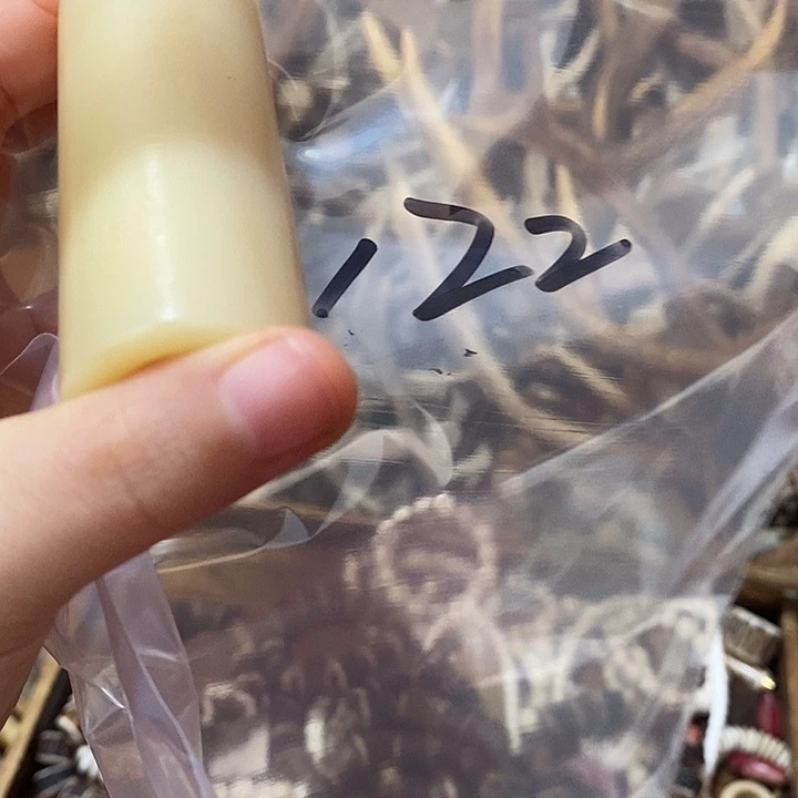滴***提石英石非金属鹿骨鹿骨