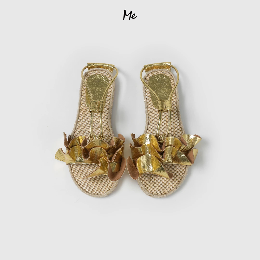 ME【仙女荷叶夹趾凉拖】重工荷叶装饰编织感百搭时尚鞋子MESS5273