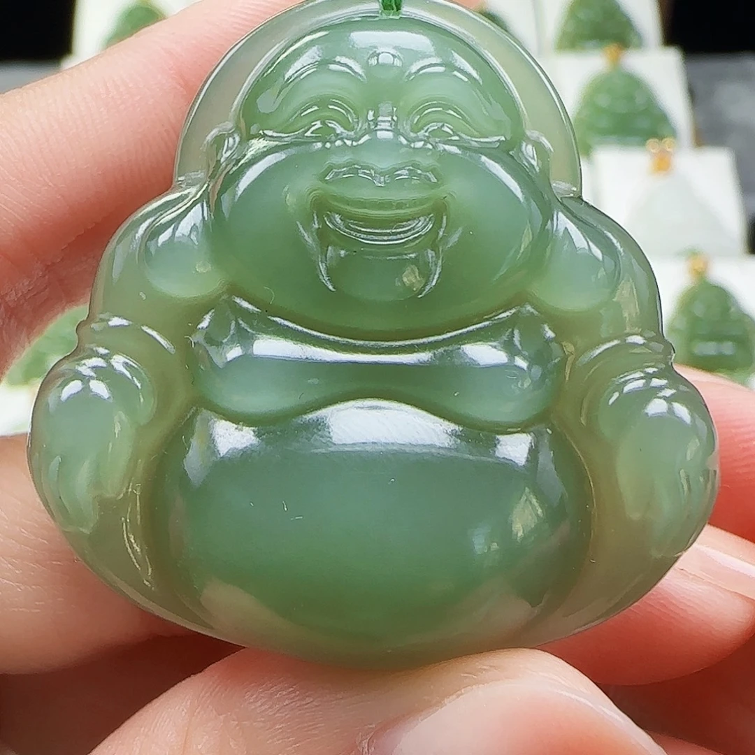 和田玉未镶嵌吊坠(赠链)