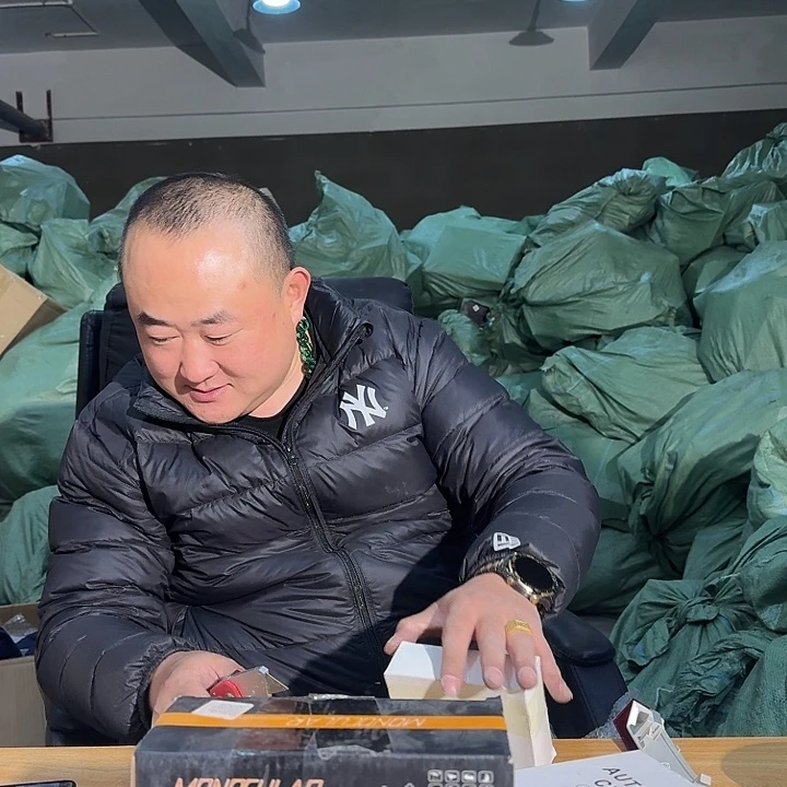 Lucky嗷嗷炸炸炸064