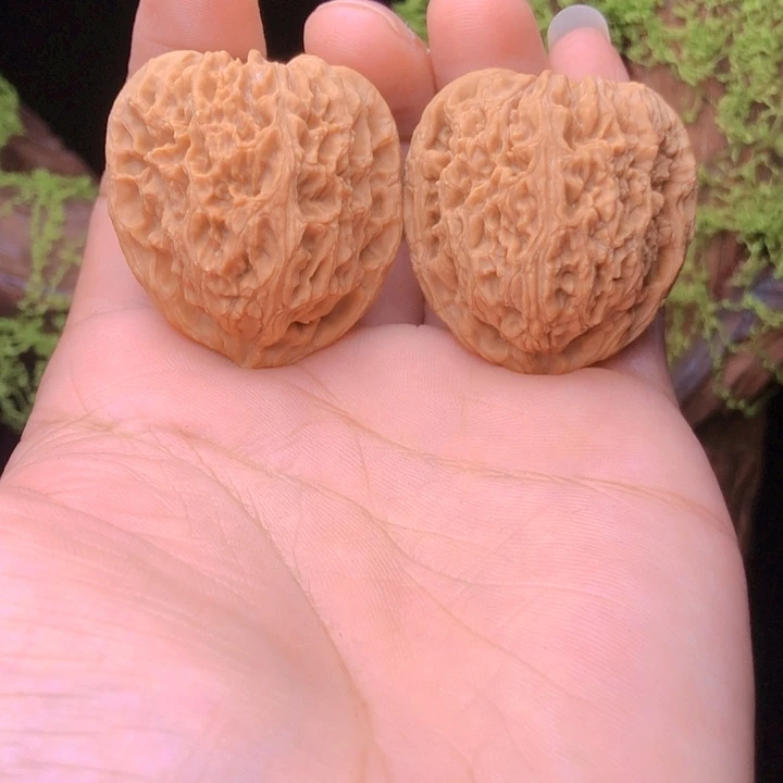 吊坠文玩核桃南疆石