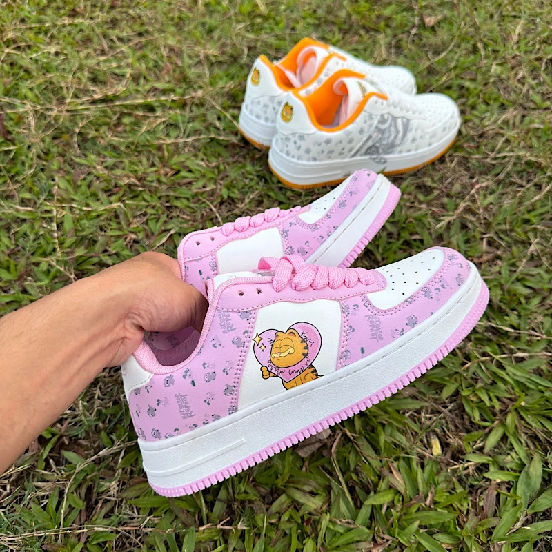 可爱卡通印花板鞋透气情侣防滑圆头学生党跑步鞋百搭小白鞋休闲鞋