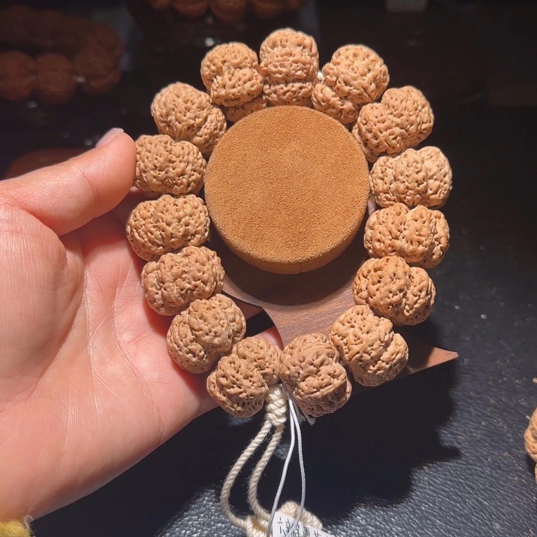 吊坠金刚菩提26雪花扇面六瓣定制