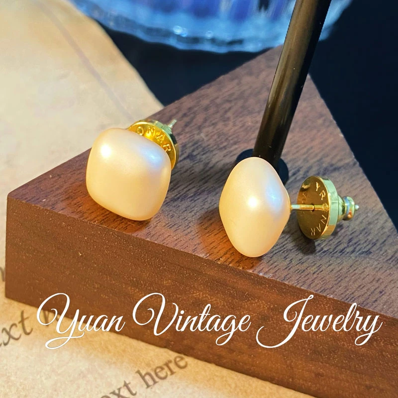 渡K金  3F30-59 法★【曼塔方形珠】限定 YRoNar 欧斯伽斯 耳钉