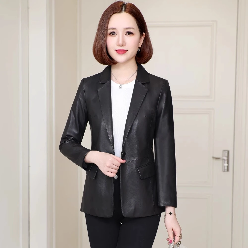 2025春秋新款真皮皮衣女中年妈妈修身显瘦海宁纯绵羊皮小西装外套