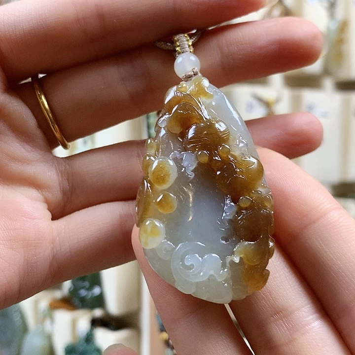 颈饰未镶嵌和田玉阿*