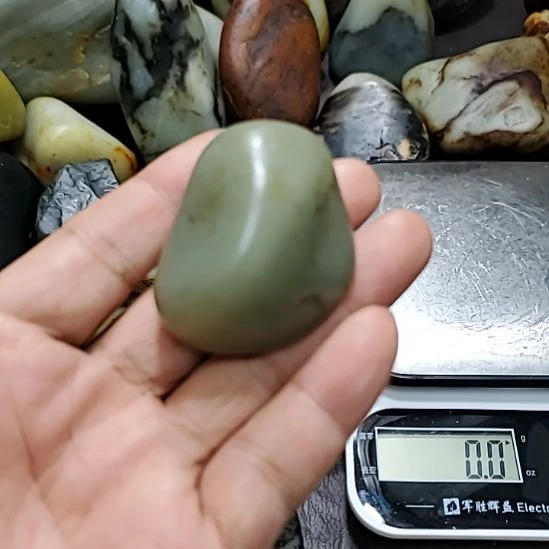 和田玉（糖玉）未镶嵌挂件