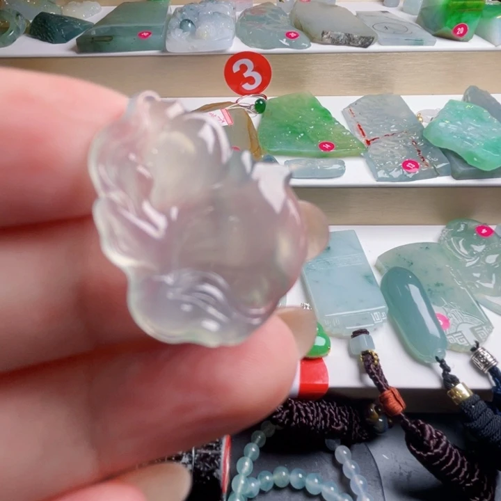 翡翠未镶嵌颈饰天然翡翠