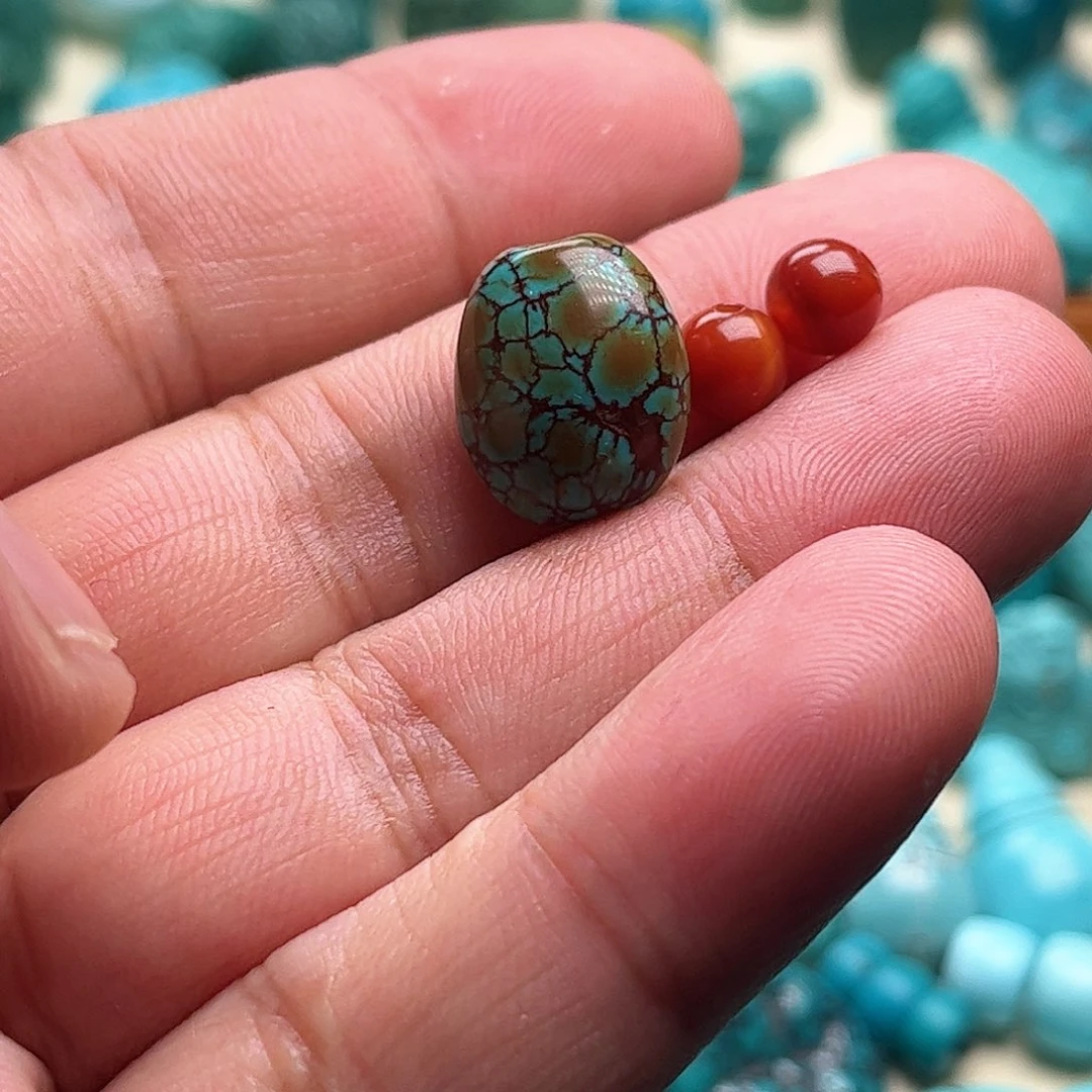 南红玛瑙随形未镶嵌