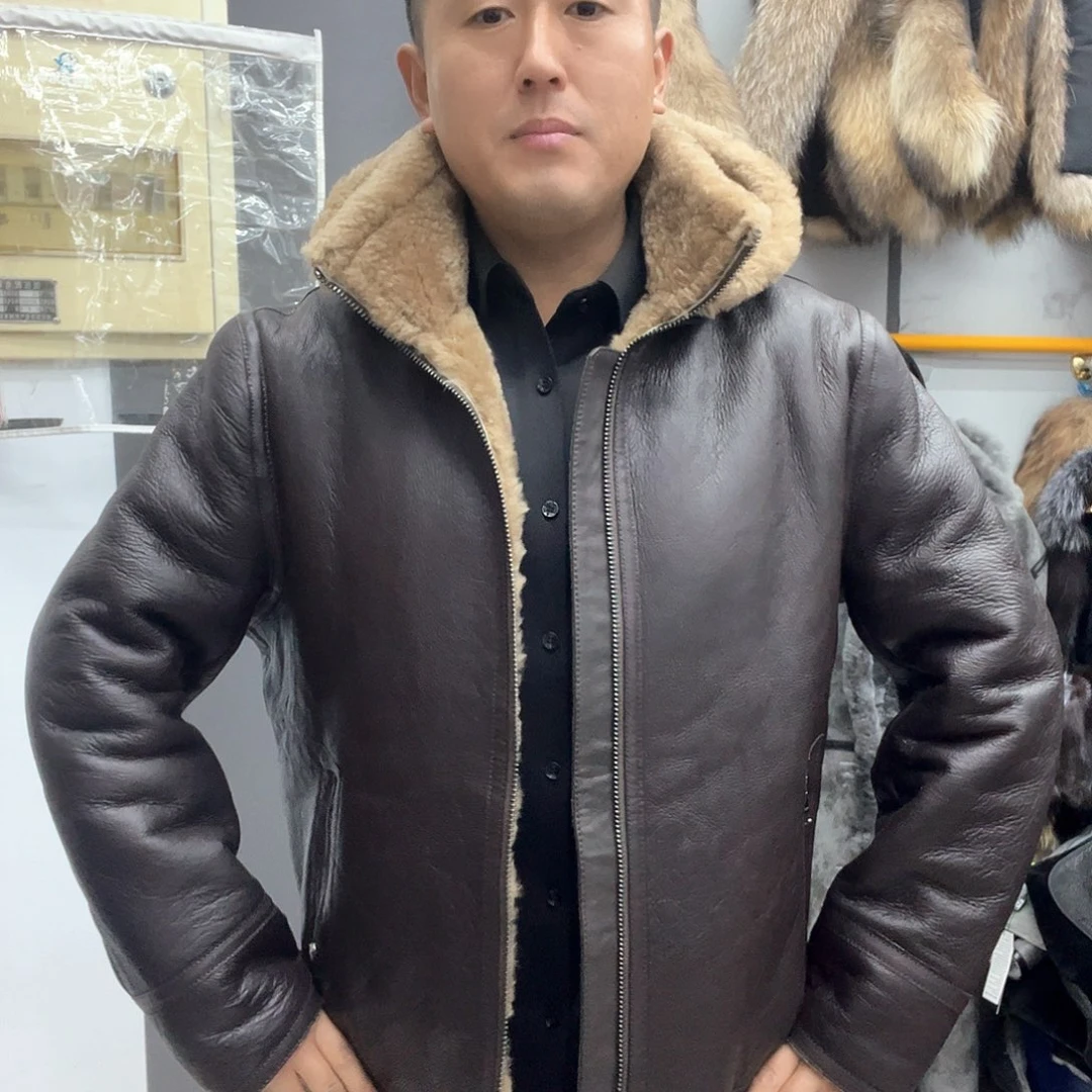 棕咖帽款皮毛一体
