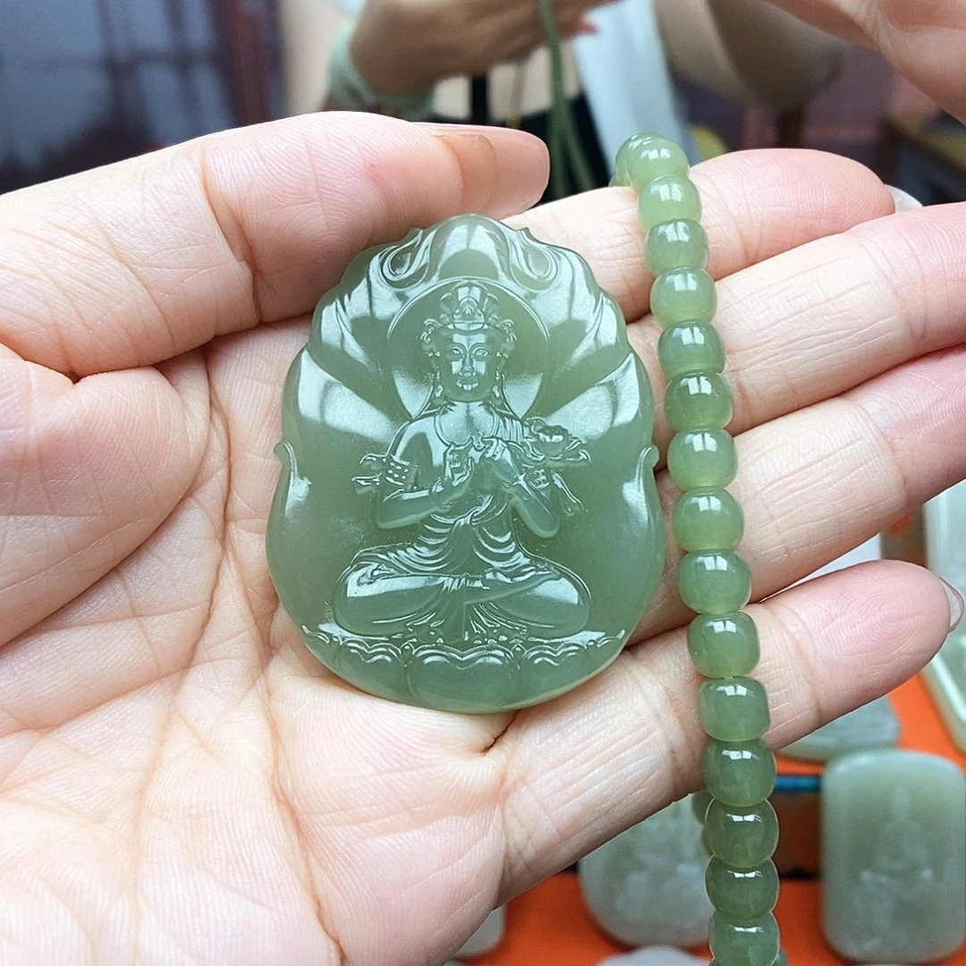 和田玉未镶嵌颈饰圆****