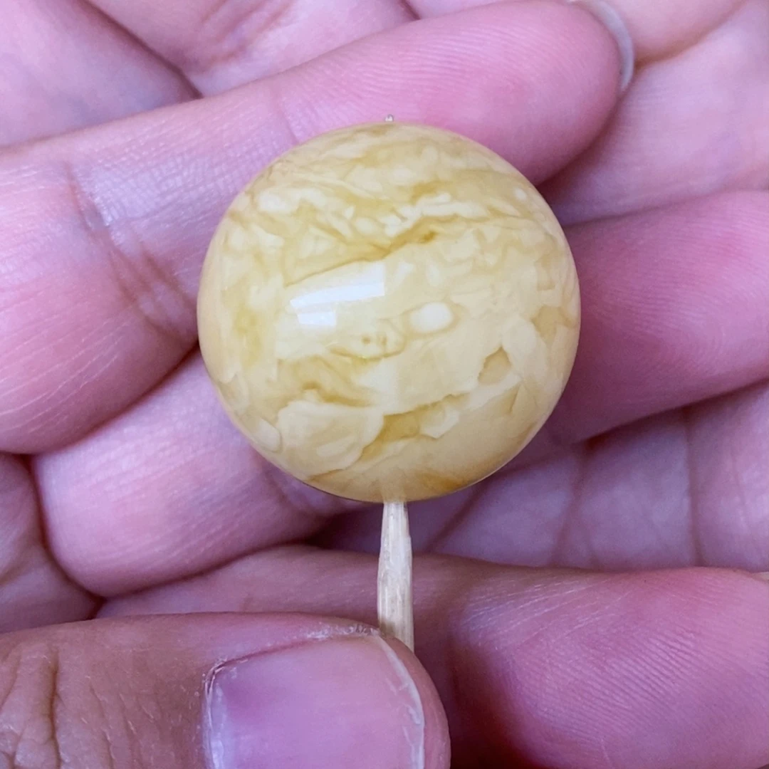 琥珀珠宝奇石未镶嵌远*