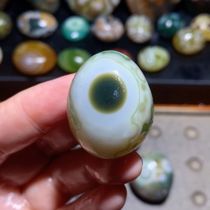 未镶嵌玛瑙/玉髓珠宝半成品93