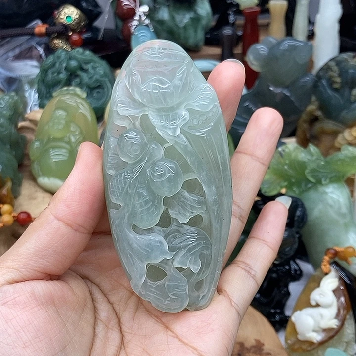 岫玉未镶嵌手把件