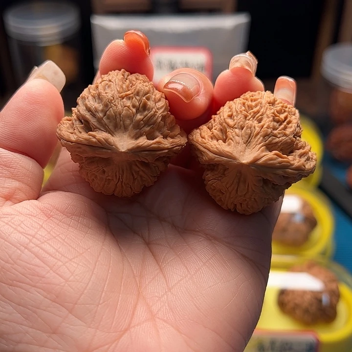 吊坠文玩核桃三角南疆 全品