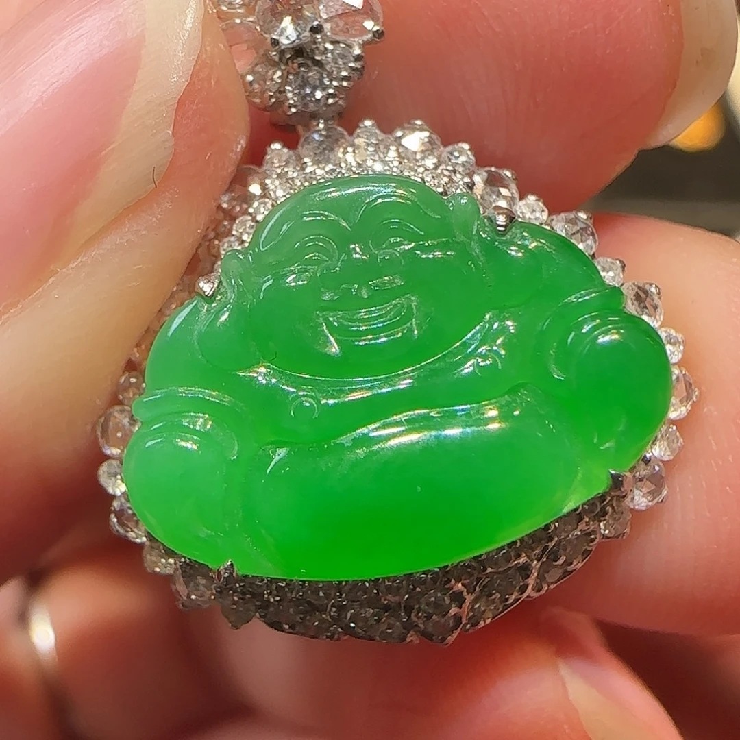 翡翠18K金镶嵌吊坠(赠链)