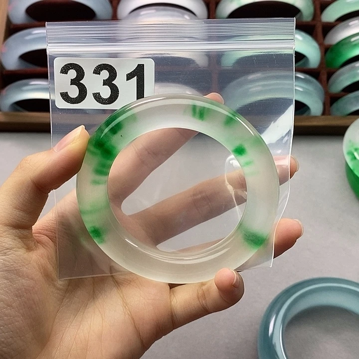 饿***哥玉个人玩家收藏孤品
