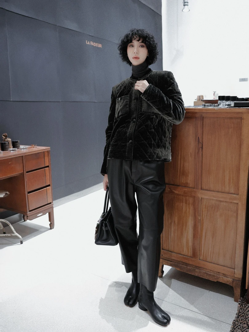 TT设计师【高知气韵】复古时尚极简休闲.桑蚕丝绒面外套TT191243