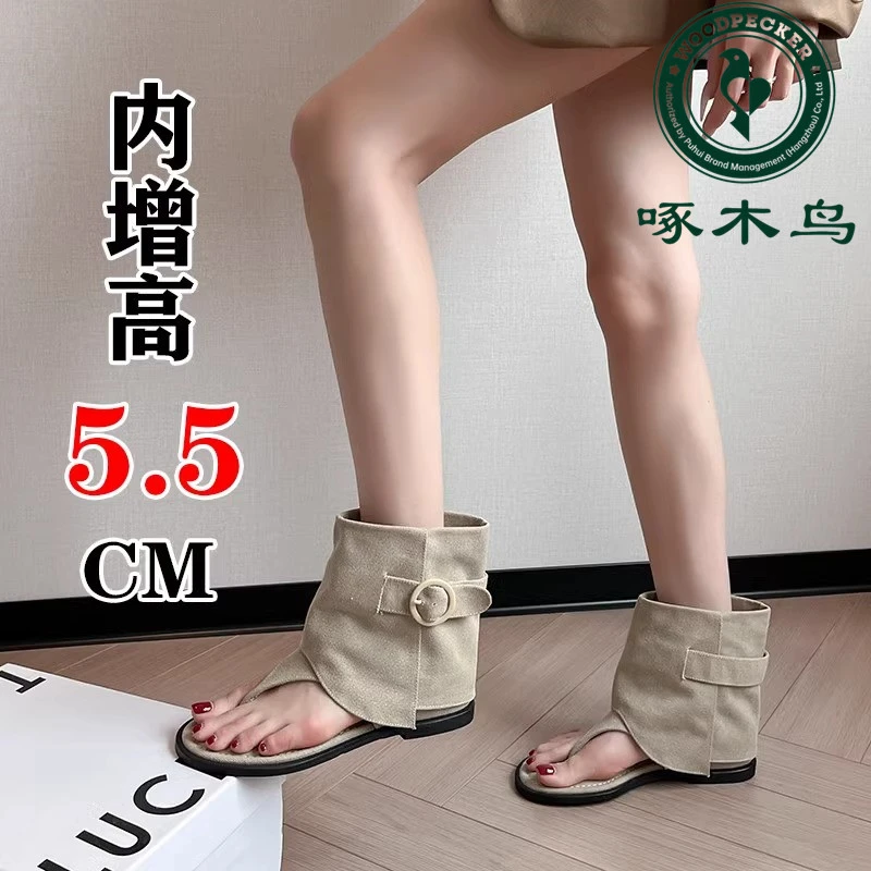 啄木鸟人字夹趾凉鞋女夏2025新款平底夹脚内增高短筒裤管短靴凉靴