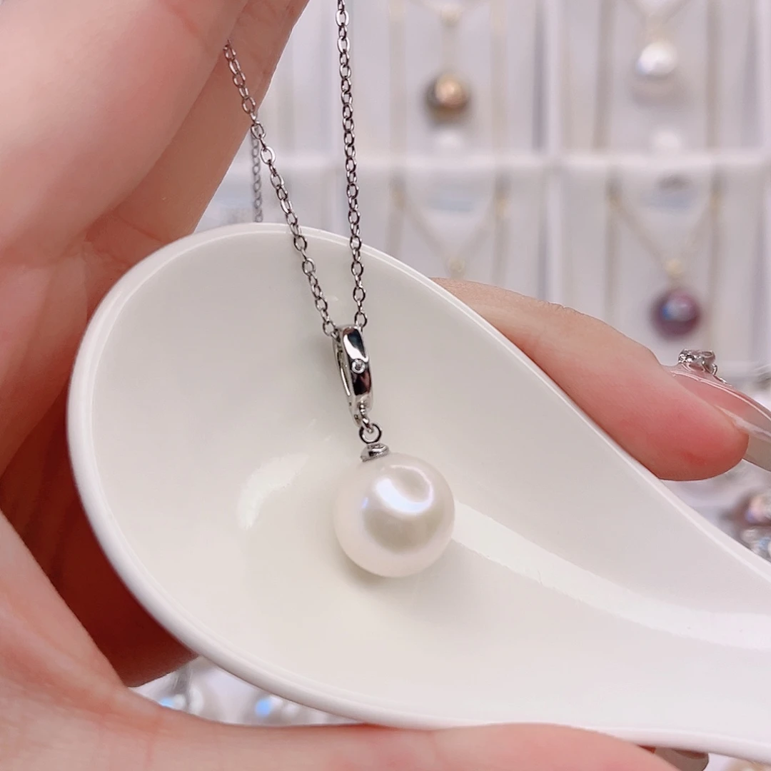 淡水珍珠未镶嵌吊坠(赠链)
